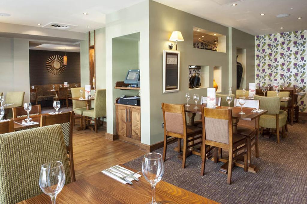 Premier Inn London Croydon Town Centre Экстерьер фото